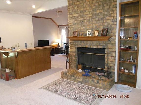 2nd image of 2605 Big Oaks Dr