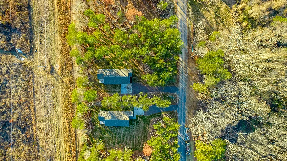 Building Photo - 176 Hogan Hts #8