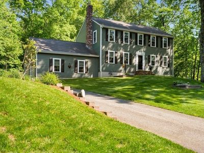 35 Parsonage Hill Rd, Haverhill, MA, 01832