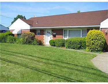 2736 Brodhead Rd photo 1