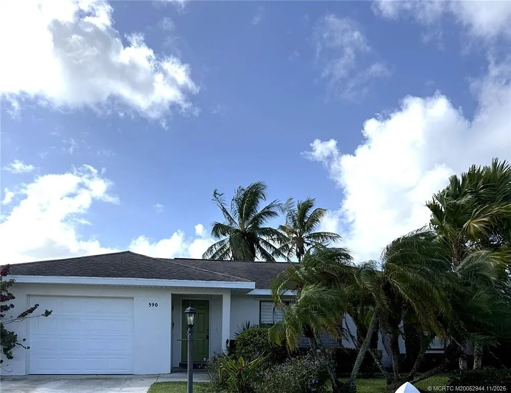 2 bed, 2.0 bath, 1295 sqft, $3,300 — Photo 1