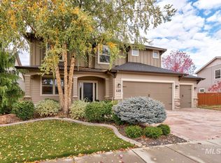 125 S Barkvine Way, Star, ID 83669