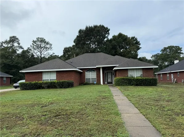 3301 Kings Gate Dr W, Mobile, AL 36618