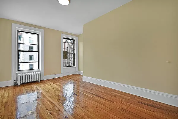 Rented by Compass | media 13