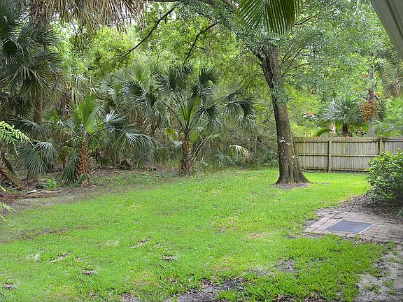 3rd image of 735 W Ocracoke Square SW