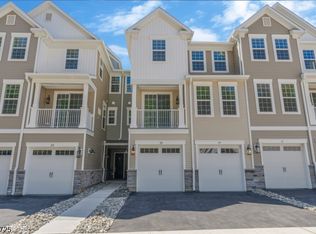 219 Myrtle Rd, Warren, NJ 07059