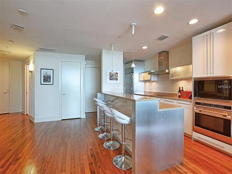 260 S Osceola Ave #1010 — Photo 2