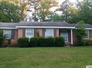 3715 Williamsburg Dr NW, Huntsville, AL 35810