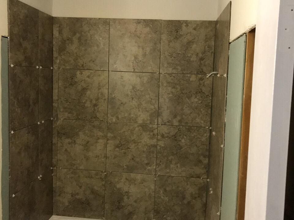 1st image of 105 N Hawthorne Ave