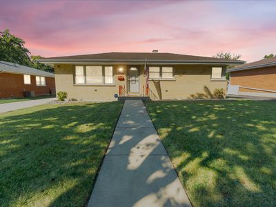 906 N Grant St, Addison, IL, 60101