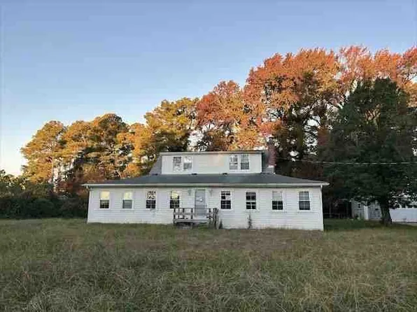 14739 Macarthur Dr, Scotland, MD 20687