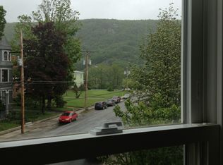 8 Henry St #2, Bellows Falls, VT 05101