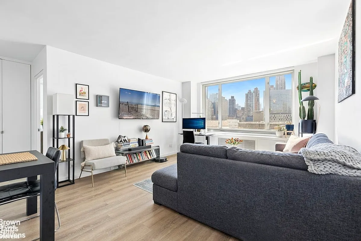 130 West 67th Street 14H