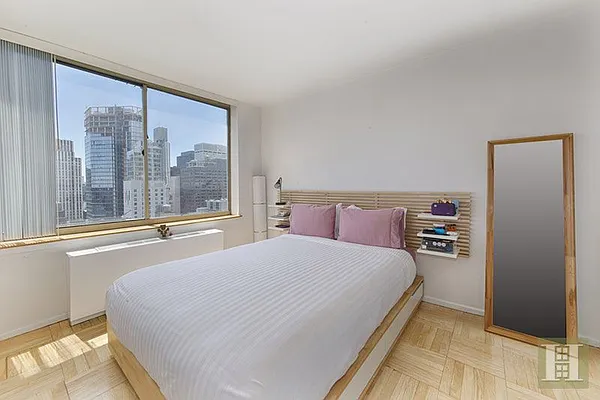 Rented by Halstead Real Estate | media 21