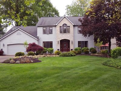 5610 Pheasants Walk Dr, North Olmsted, OH, 44070