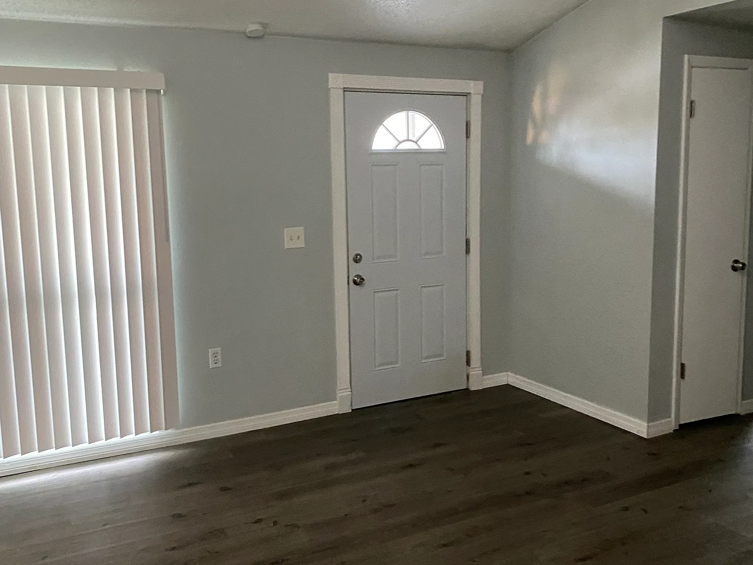 2 bed, 1144 sqft, $1,500 — Photo 3