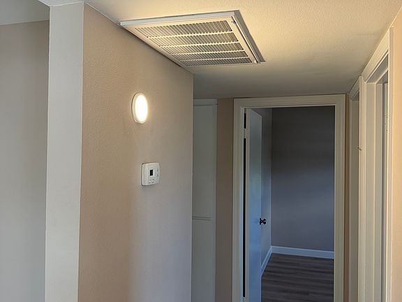 5th image of 416 W 10th St #3