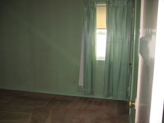 4th image of 200 Cambridge Ave