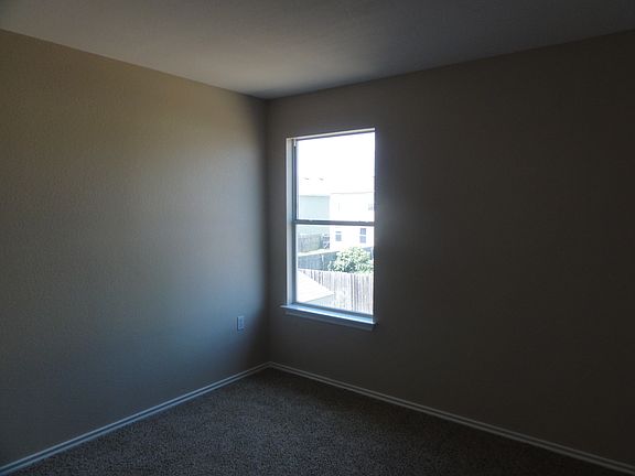 5th image of 3504 Sand Dunes Ave