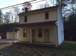 102 Hetzels Church Rd, Pine Grove, PA 17963