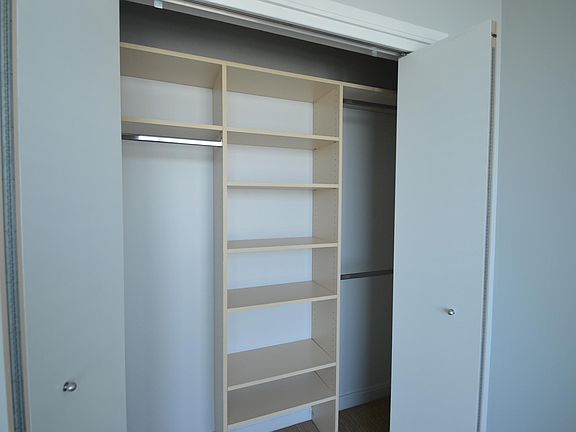 4th image of 425 1st St Unit 2108