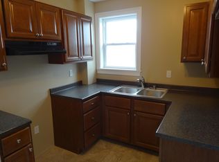 52 Lapham St FL 3RD, Fall River, MA 02721