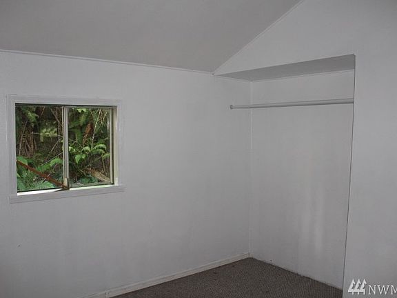 5th image of 170 NE Steelhead Dr S