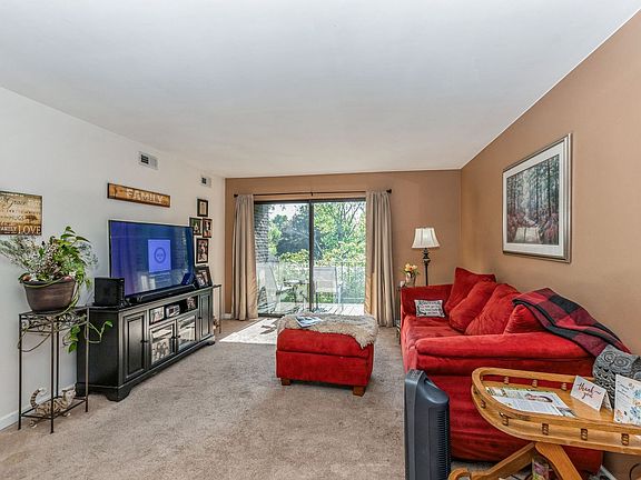 2nd image of 12615 S Central Ave APT 303