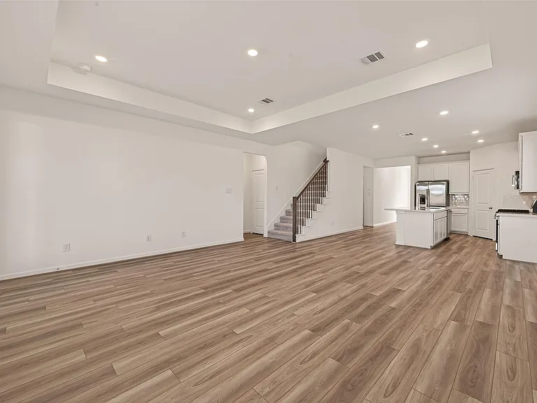21926 Sam Raburn Dr — Photo 8