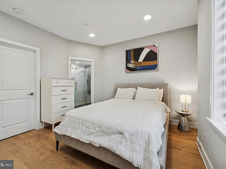 700 Moyer St #-210 — Photo 9