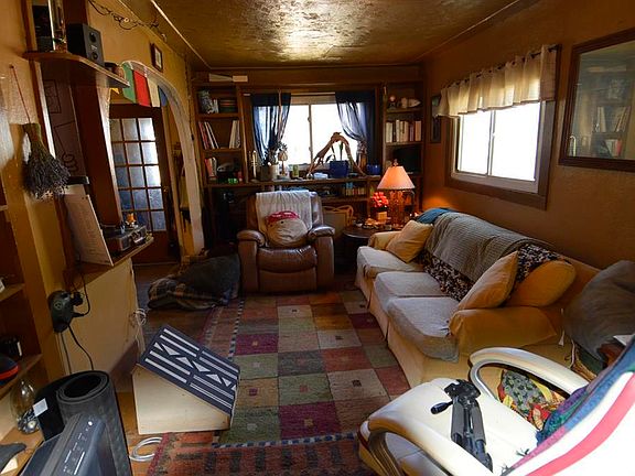 5th image of 867 Mineral Street