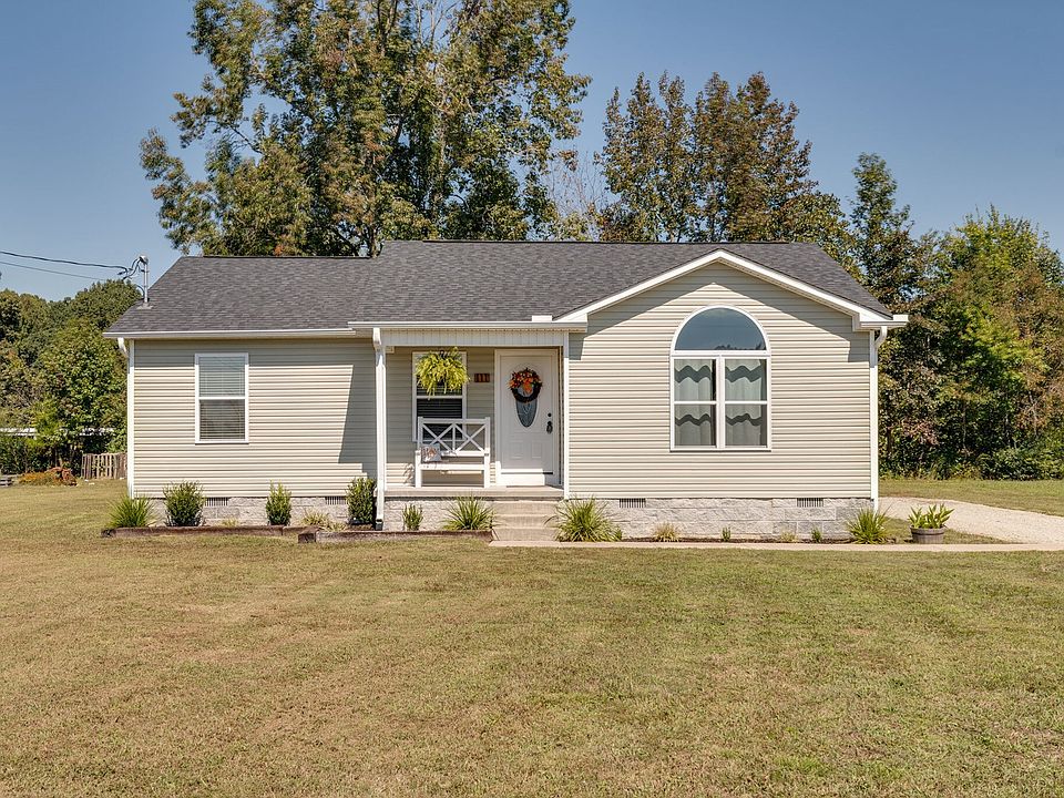 1st image of 111 Liza Beth Ln