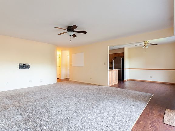 3rd image of 4415 Blackhawk Ln APT 101
