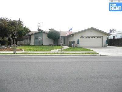 1385 W Malone St, Hanford, CA, 93230