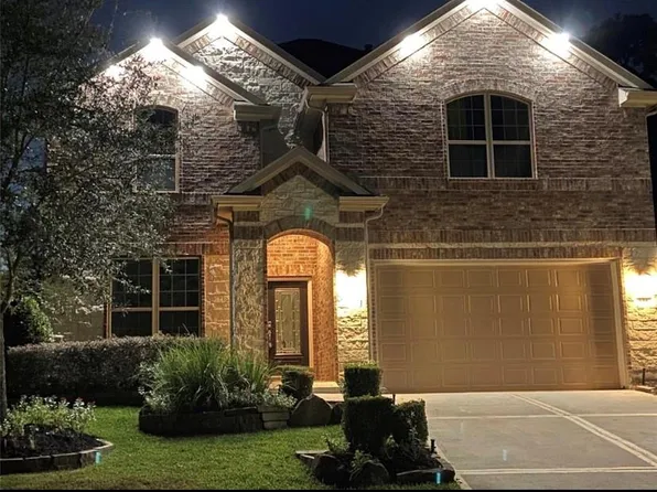 135 Teralyn Grove Loop, Willis, TX 77318