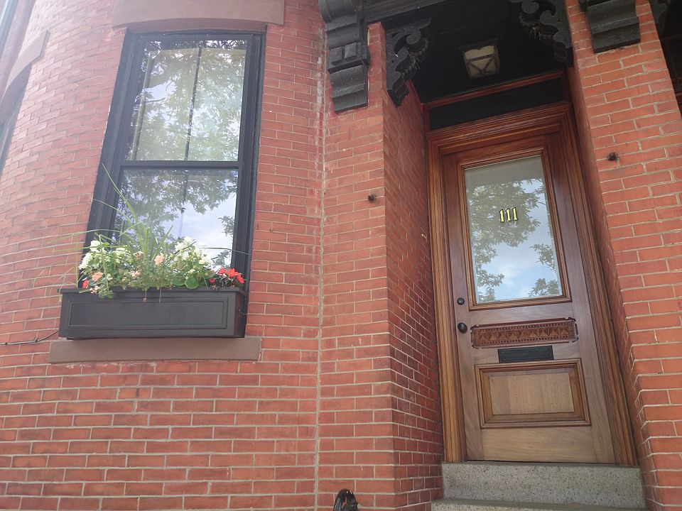 2nd image of 111 Warren Ave