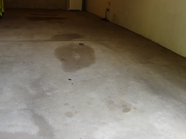 Garage Space w/ Fridge/Freezer