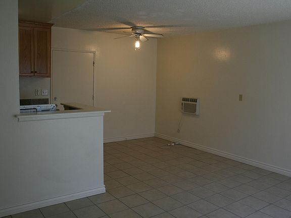 5th image of 10812 Palma Vista Ave APT 4