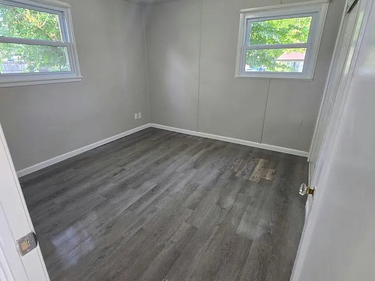 1712 Garwood Dr — Photo 9