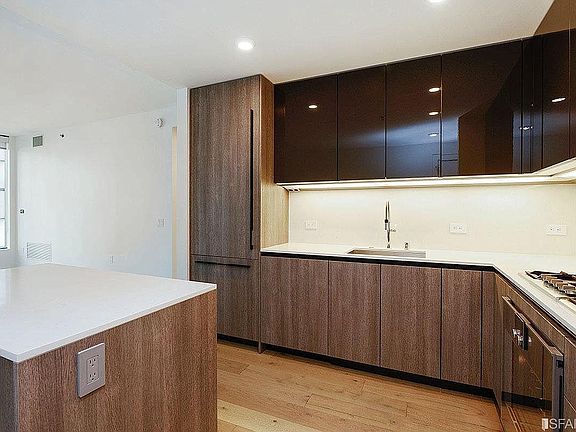 4th image of 338 Main St #4