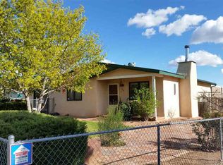 872 Camino Consuelo, Santa Fe, NM 87507