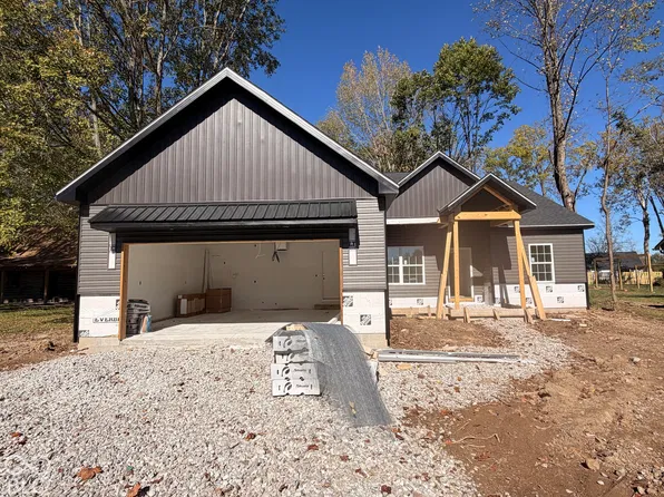 517 Mill Spgs, Coatesville, IN 46121