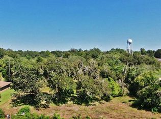 1045 S Columbia Dr, West Columbia, TX 77486