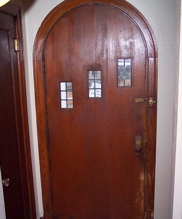 3rd image of 1920 N Circle Dr