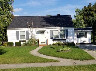 142 N Bell St, Bradner, OH 43406