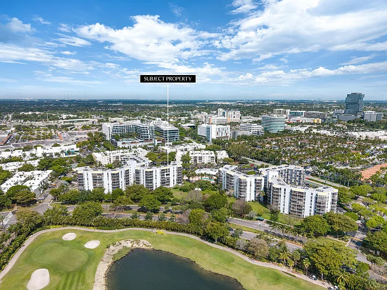 20400 W Country Club Dr #610 — Photo 38