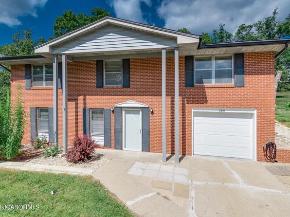 2210 Buehrle Dr, Jefferson City, MO 65109