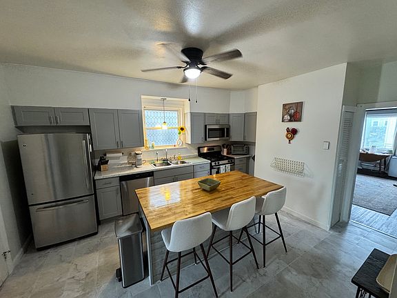 2nd image of 103 Vandewater St #1