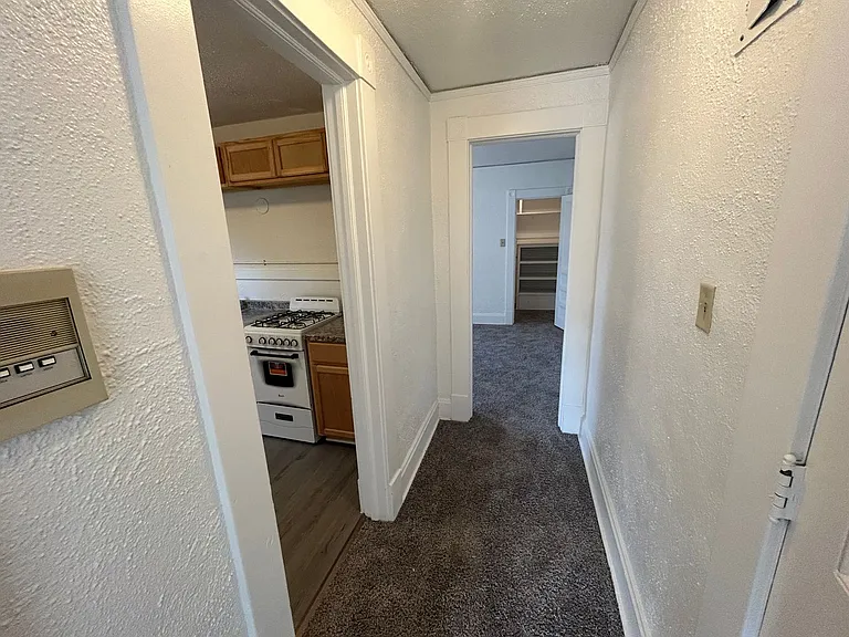 210 S. Weber Street — Photo 10
