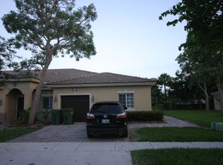 3242 NE 11th Dr, Homestead, FL 33033